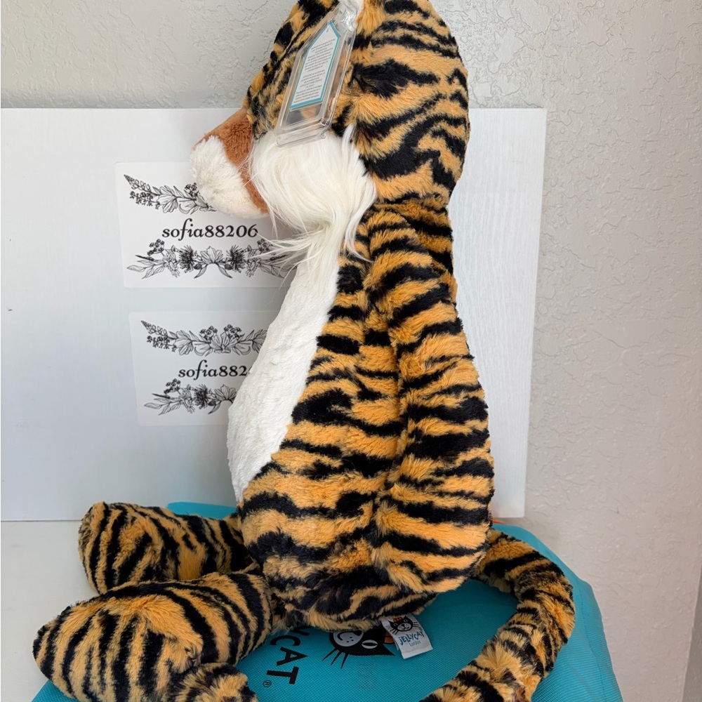 AUTHENTIC‼️ NWT Jellycat HUGE Bashful Tiger 20“ - Retired - FAST SHIPPING!